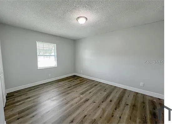 2 bed, 914 sqft, $1,359 — Photo 4
