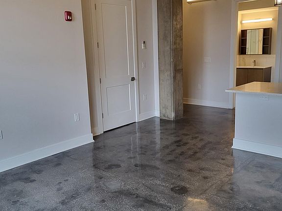 5th image of 225 McWhorter St #206