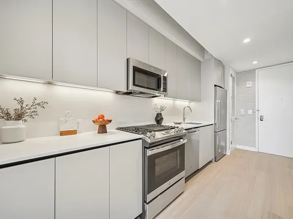 567 Fulton St, Brooklyn, NY