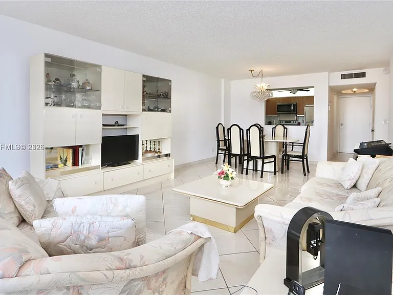 2401 S Ocean Dr #806 — Photo 3
