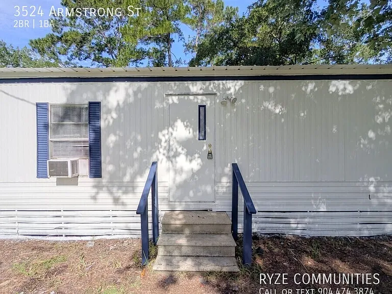3524 Armstrong St — Photo 3