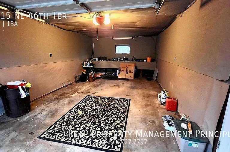 4515 NE 46th Ter — Photo 20