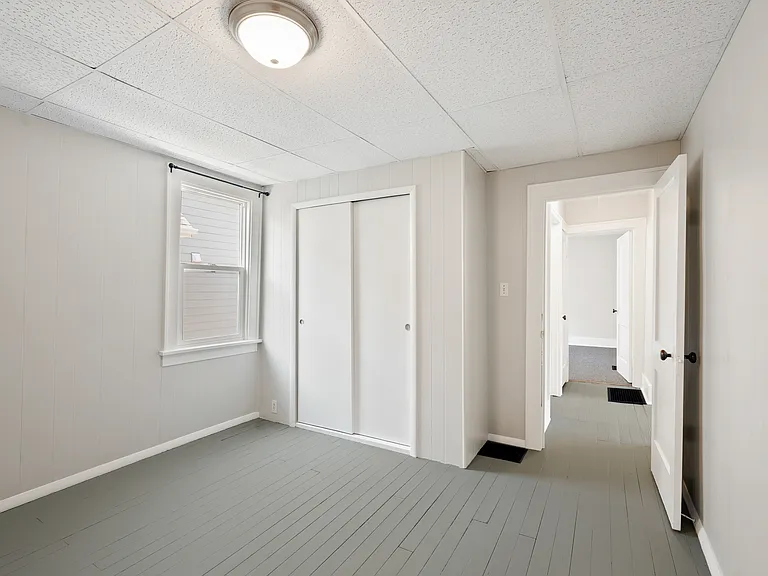 1112 Park Ave — Photo 16
