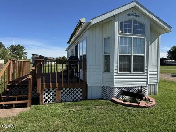 63 Main Rd W #5, Hazen, ND 58545