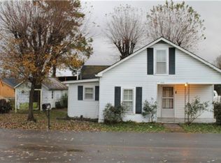 400 Days Rd, Lafayette, TN 37083