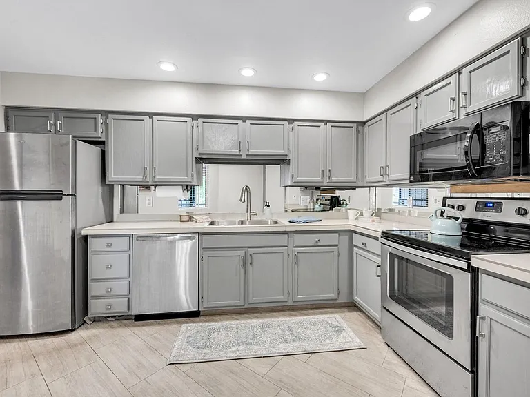 9115 E Purdue Ave #213 — Photo 2