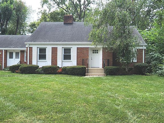 2nd image of 1105 Tulip Dr