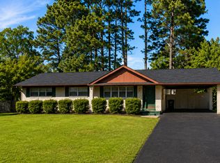 15 Greenway Dr, Jackson, TN 38305