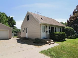 7438 Carmen Ave, Inver Grove Heights, MN 55076