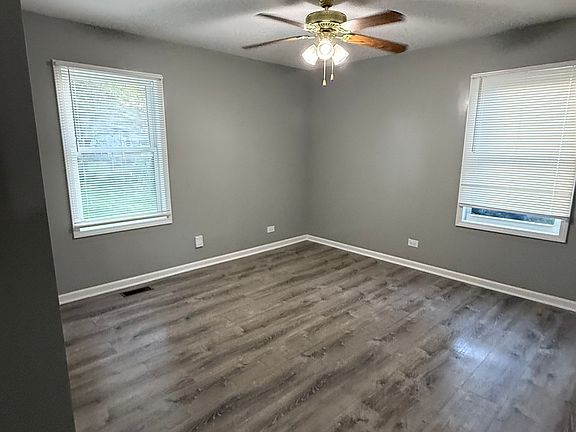 3rd image of 618 Hudson Ave