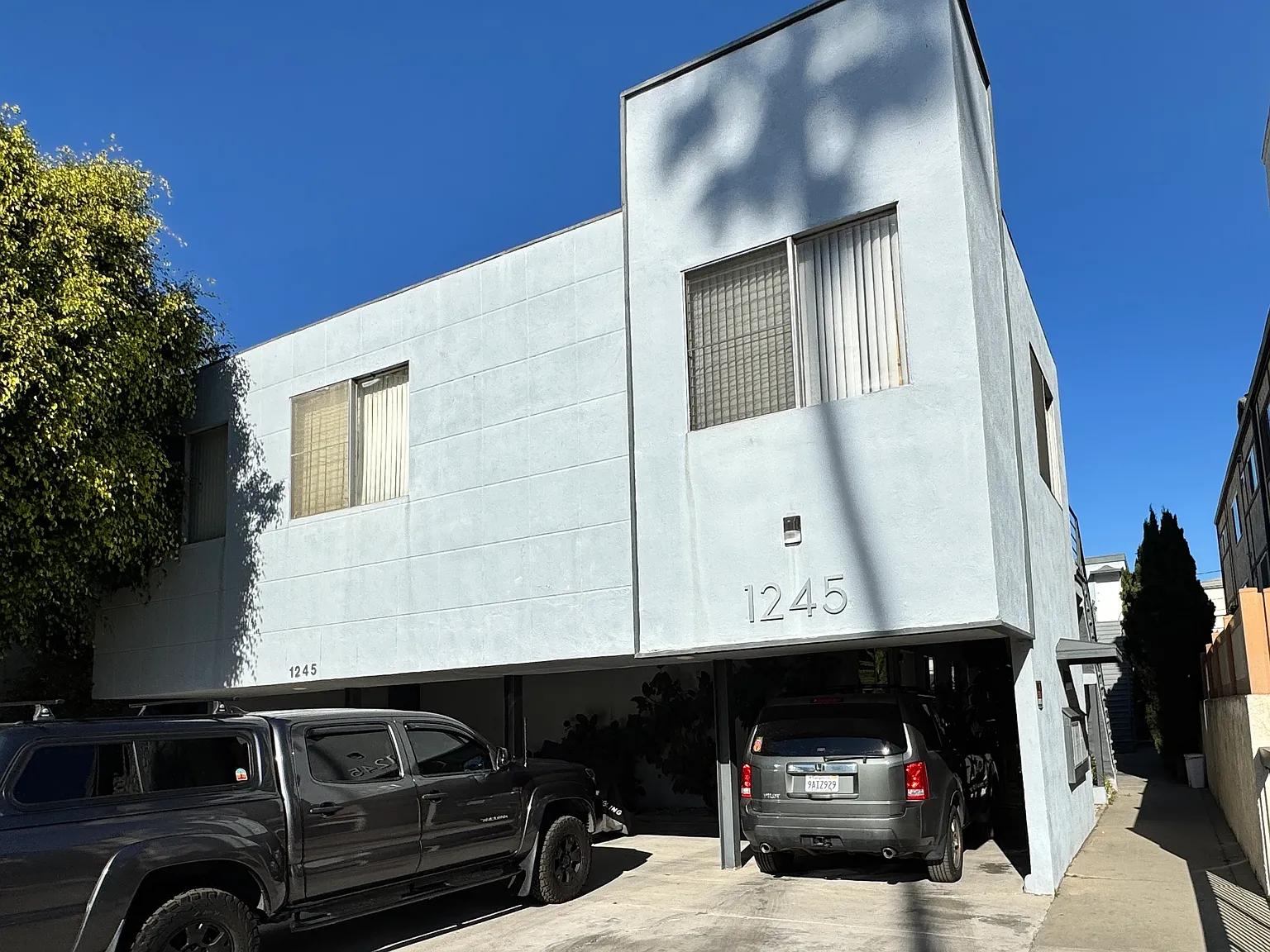 2 bed, 1000 sqft, $3,395 — Photo 1