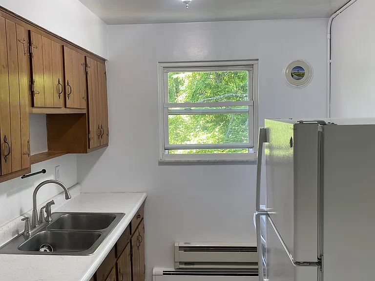 155 Apgar Ln #9 — Photo 11