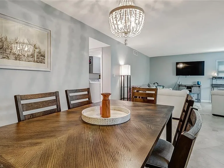 1351 Curlew Ave #104 — Photo 10
