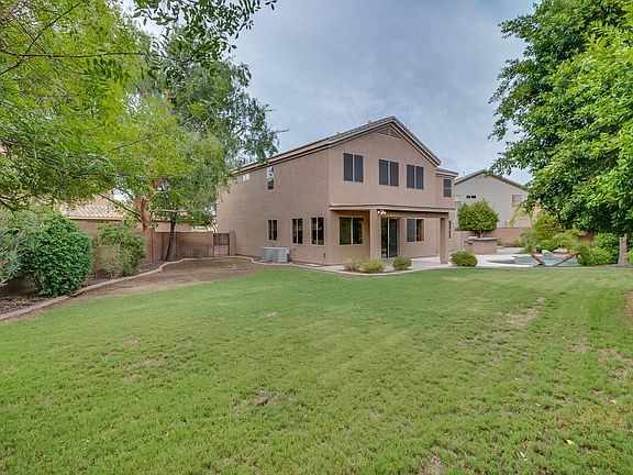 3rd image of 26269 N 74th Dr