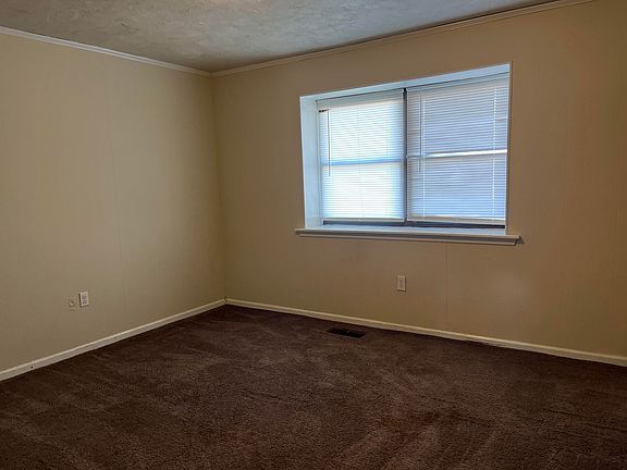 5th image of 104-116 N Cumberland Ave #108