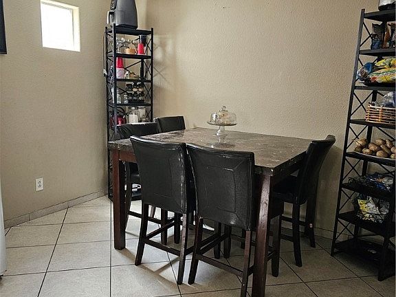 3rd image of 5175 Paradise Valley Ave