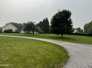 325 Chandelle Dr, Martinsburg, PA 16662
