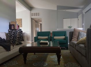 2360 Klingensmith Rd, Bloomfield Hills, MI 48302