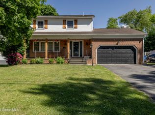 51 Swartson Ct, Albany, NY 12209