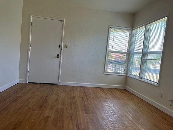 2nd image of 704 N Douty St #704