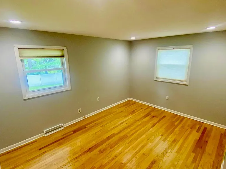 3335 Ralph St — Photo 21