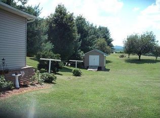 62 Casey Branch Rd, Honaker, VA 24260