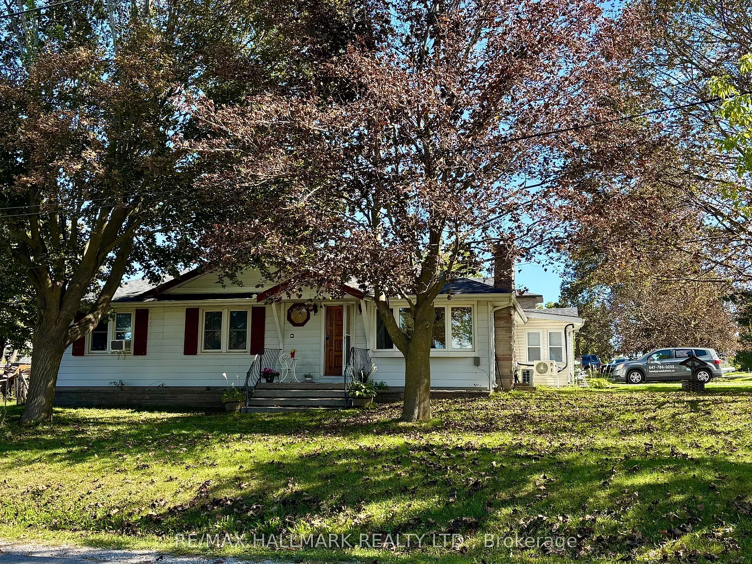 3 bed, $2,850 — Photo 2