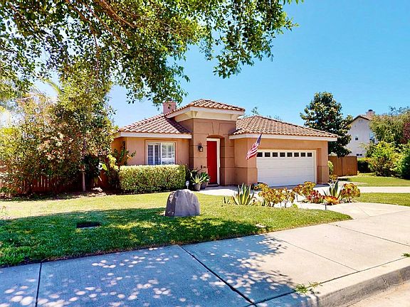 3rd image of 5495 Papagallo Dr