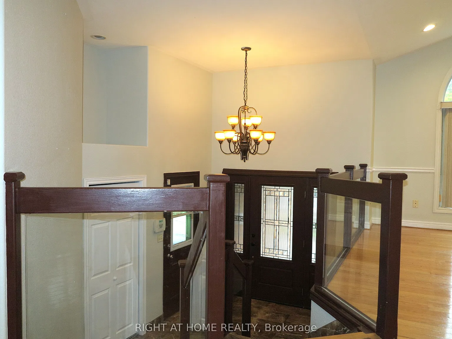 4 bed, $3,000 — Photo 4
