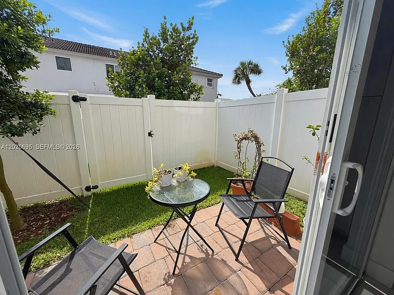 217 SW 170th Ave — Photo 10