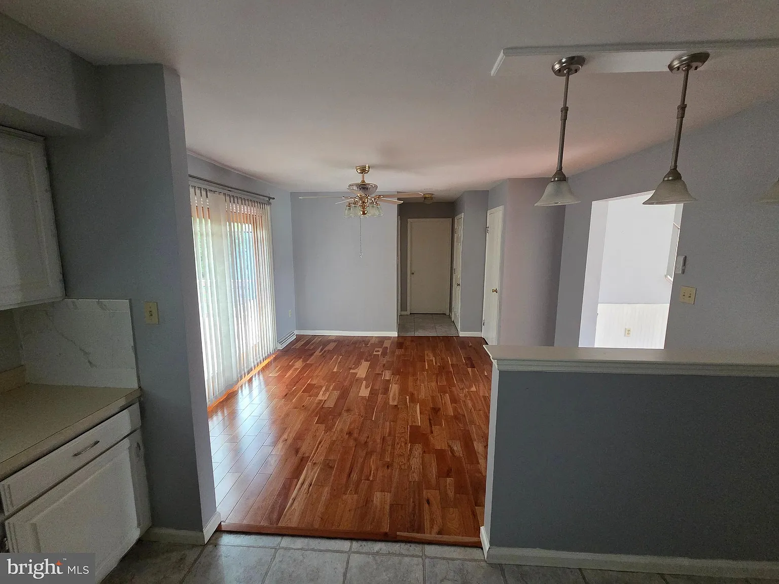 3 bed, 1.5 bath, 1536 sqft, $2,500 — Photo 4