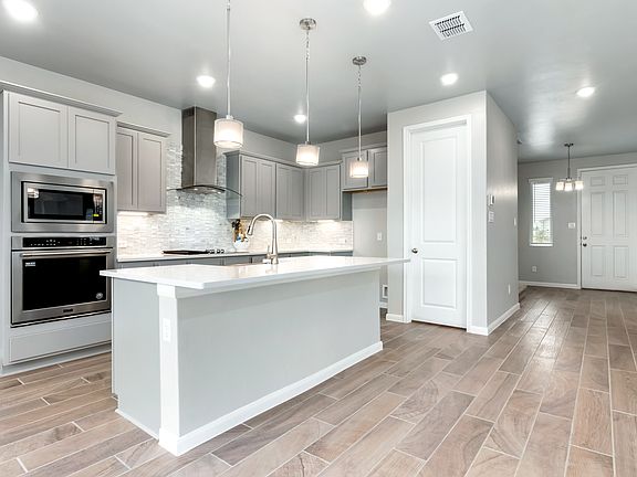 4th image of 3816 Donald Dr #Suhehn