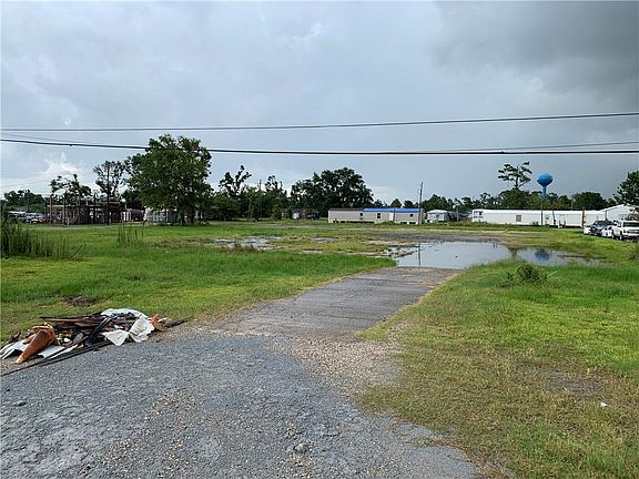 4th image of 207 S Cities Service Hwy
