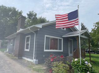 4005 Leland Ave NW, Comstock Park, MI 49321