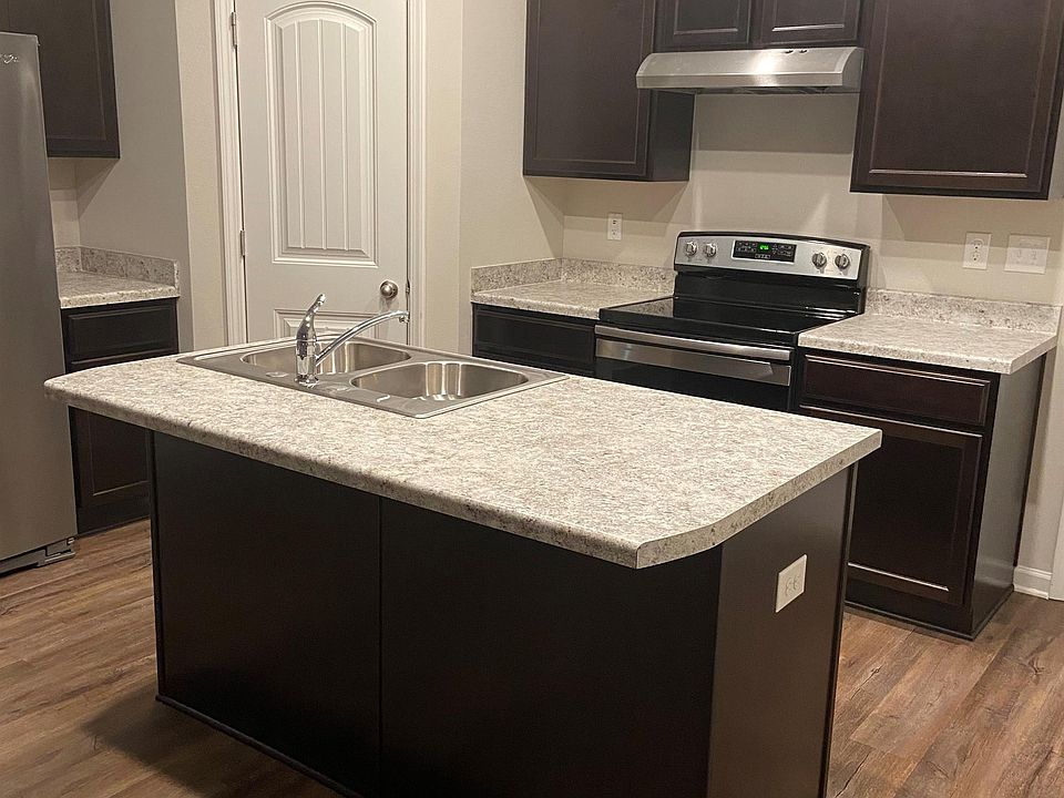 2nd image of 30786 Tanner Ln