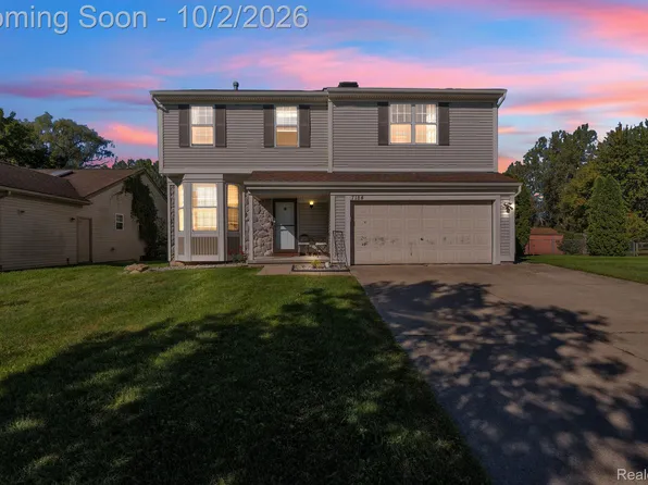 7184 Copper Creek Dr, Ypsilanti, MI 48197
