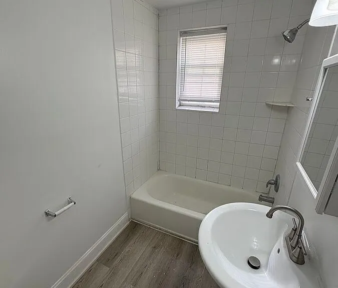 210 Trinity Ave #B5 — Photo 10