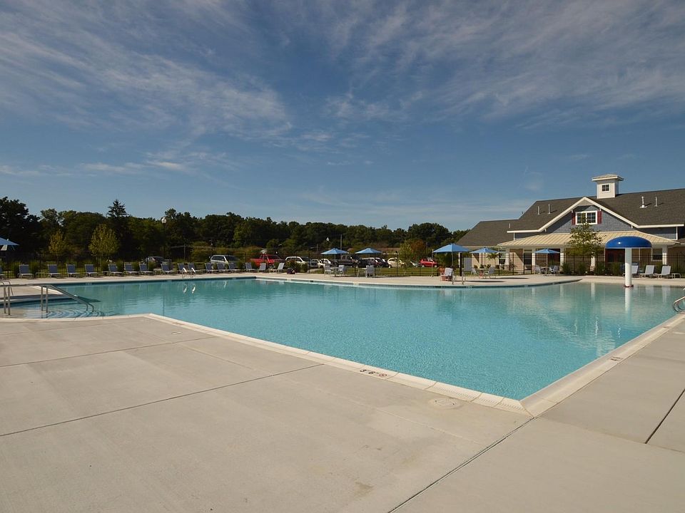Community Resort Style Pool