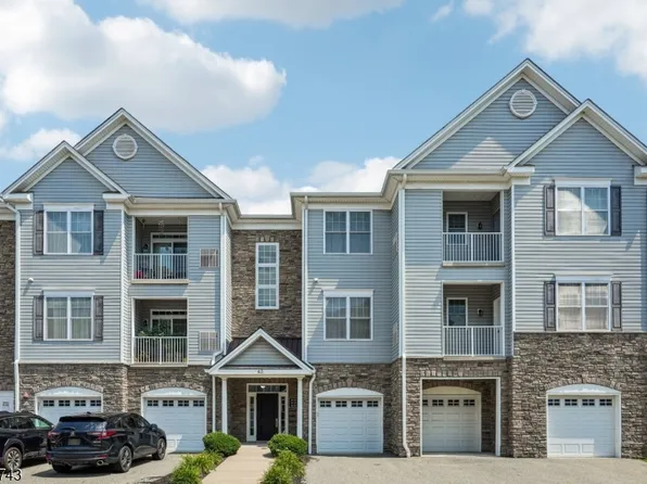 43 Elston Ct, Wanaque Boro, NJ 07420