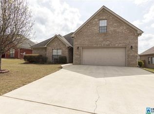 142 Hastings Ln, Maylene, AL 35114