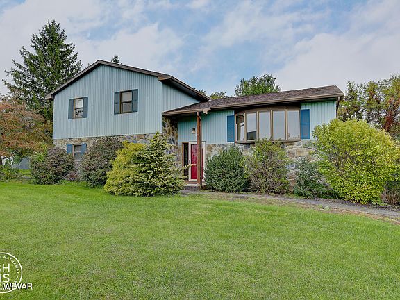 2nd image of 55 Hillcrest Dr