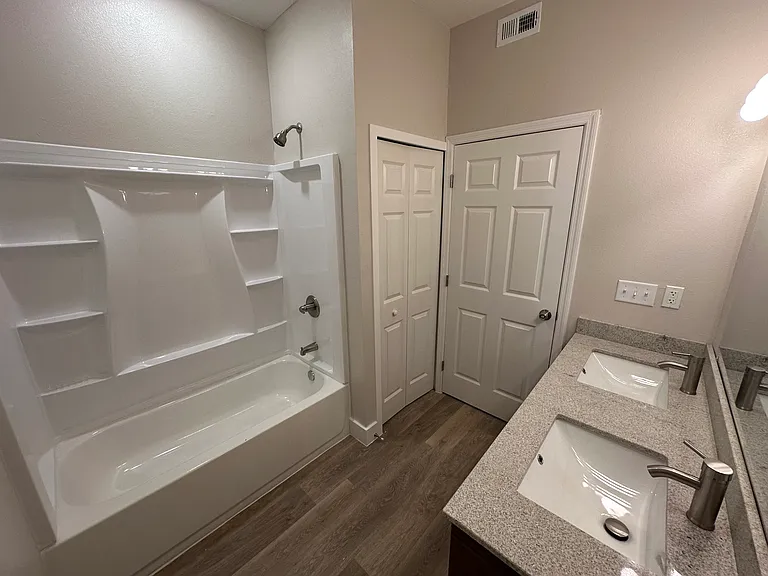 4424 S Texas Ave #1-102 — Photo 20