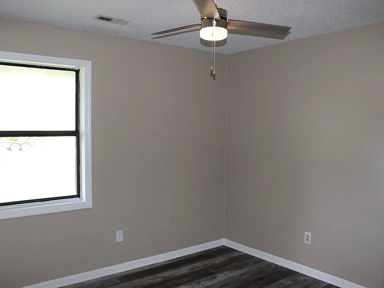 101 Palmetta Dr — Photo 9