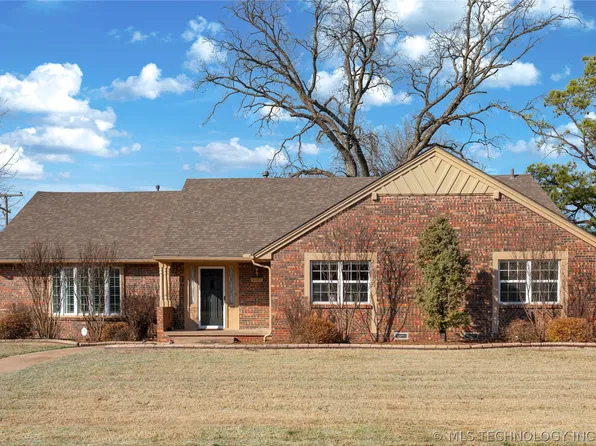 3707 E 47th Pl, Tulsa, OK 74135