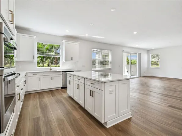 7571 Hawkstone Dr, Sarasota, FL 34241