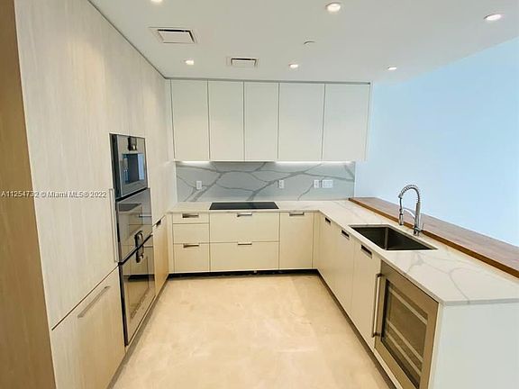 2nd image of 15701 Collins Ave Unit 2803