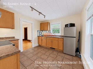 90 Barnes Ave #4, White River Junction, VT 05001