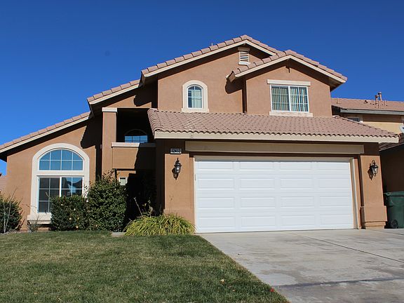 2nd image of 12412 Bassett Dr