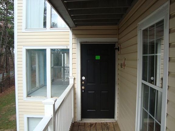 2nd image of 802 Augusta Dr