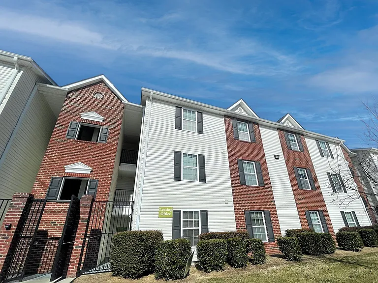 Campus East Apartments — Photo 2